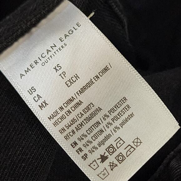 American Eagle XS Black Distressed Denim Cropped Jacket - Picture 4 of 7